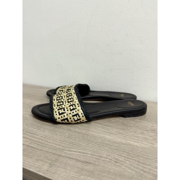 Fendi Raffia FF Logo Slip On Flat Slide Sandals Natural Black Women's Size 38 - Picture 3 of 8